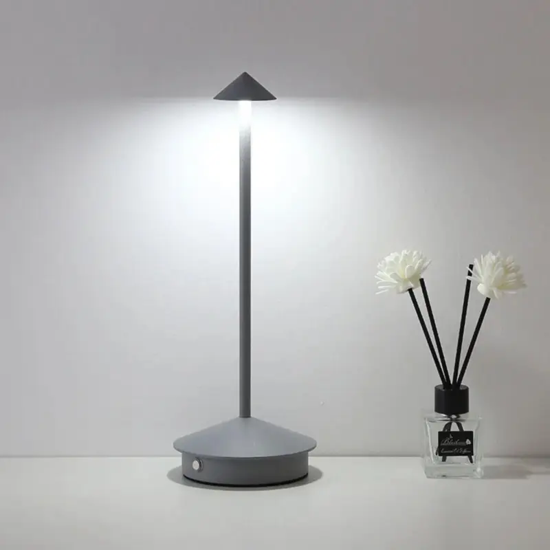Lumitap beruhrungsempfindliche led Tischlampe dimmbar modern energieeffizient xlumina