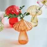 Mini bud glass vase