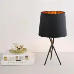 Minimalistische tischlampe mit stoffschirm modern elegant nachtlicht xlumina