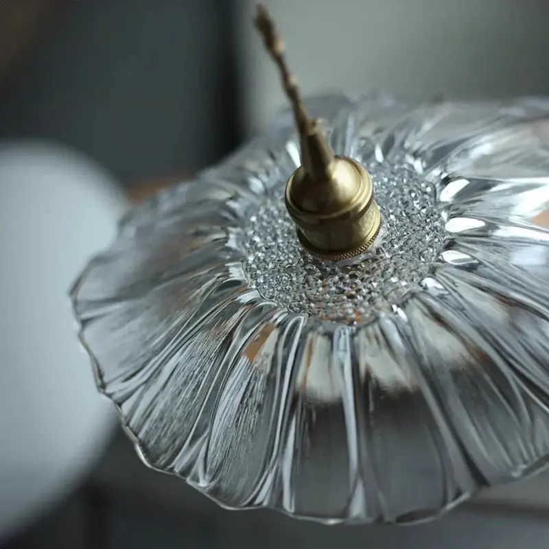 Modern flower shaped pendant light