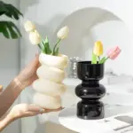 modern-glass-flower-vase-483318 Modern glass flower vase