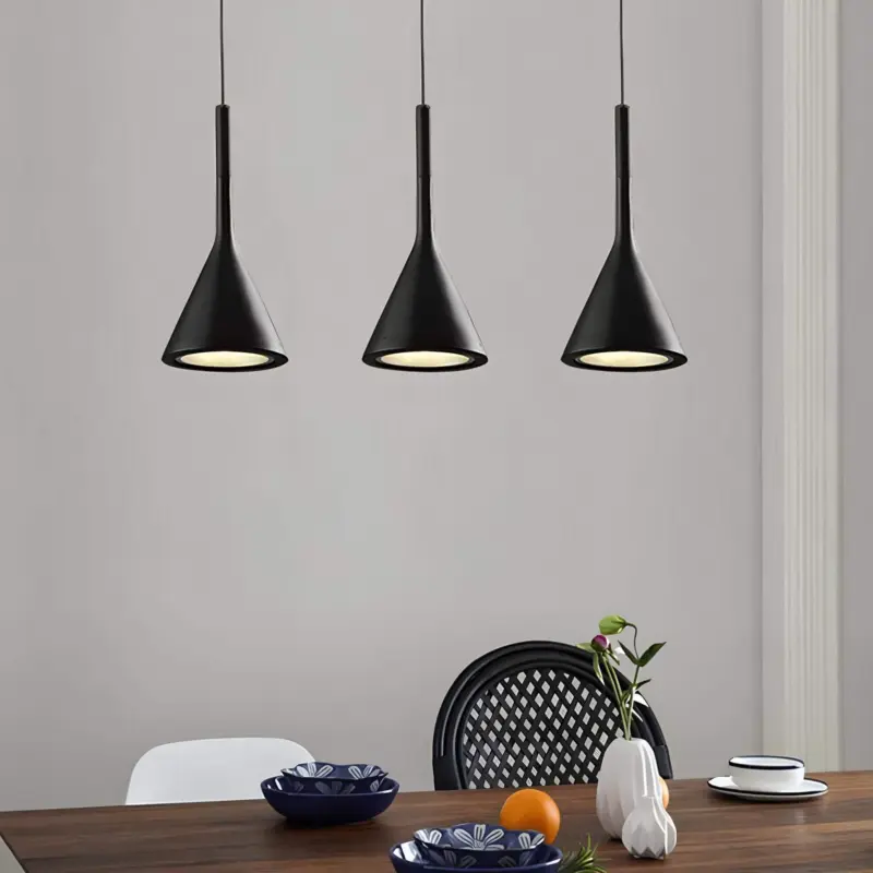Morandi dreieck hangeleuchte modern schwarz weiss gelb pendelleuchte xlumina