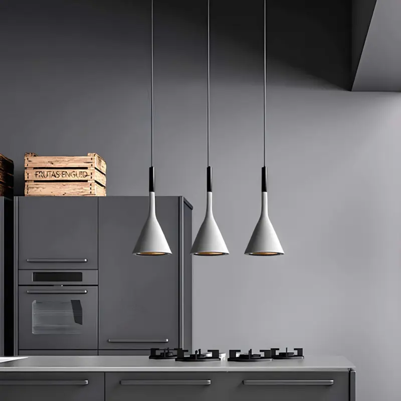 Morandi dreieck hangeleuchte modern schwarz weiss gelb pendelleuchte xlumina
