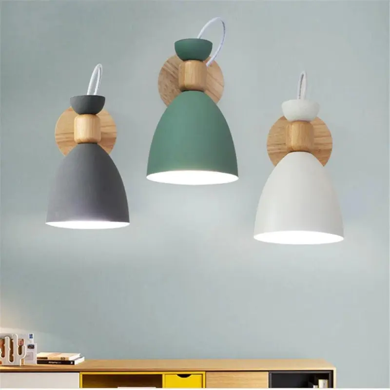 Nordic solid wood bedroom wall light mod description