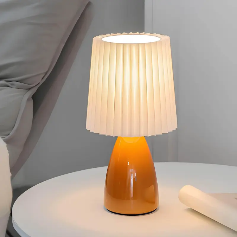 Pleatedlight dimmbarer tischlampe glasbasis gefalteter stoffschirm usb anschluss elegant design xlumina9
