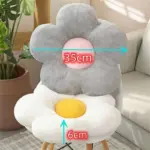 Plush flower shaped soft cushion