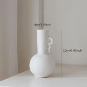 Stylish Ceramic Vase Aelia
