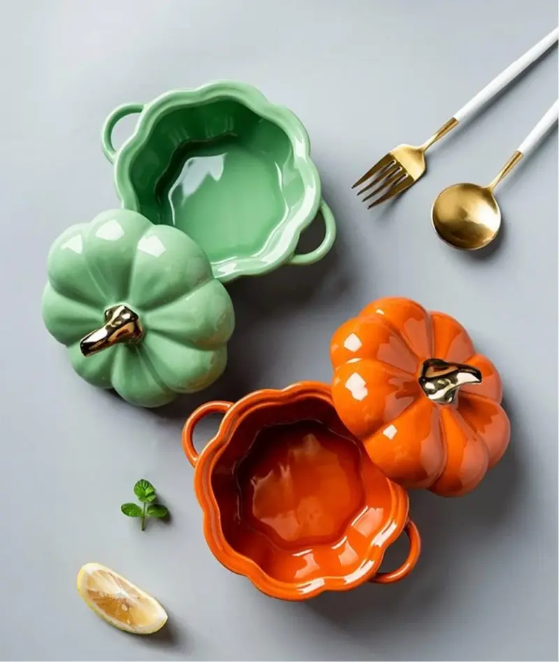Pumpkin baking dish