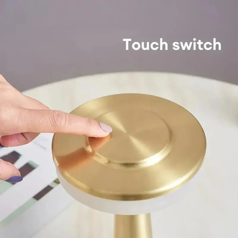 Rechargeable led metallic table lamp