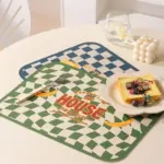Rectangular geometric pattern placemat