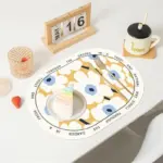 Rectangular geometric pattern placemat