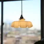 Retro glass flower cream pendant light hl183