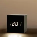 retro-style-digital-led-alarm-clock-146381 Retro style digital led alarm clock
