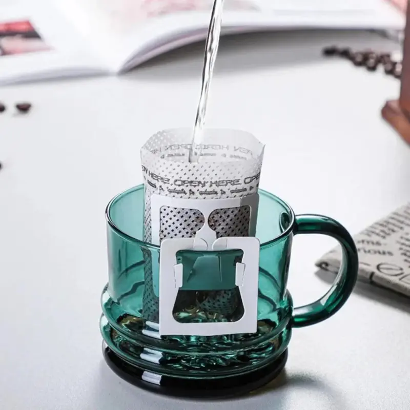 Ribbed bottom solid colour glass mug