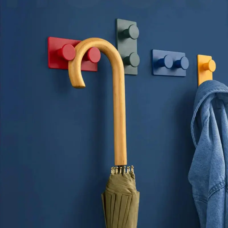 Set of four wall mounted hanging hooks