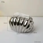 Shell shaped tissue box