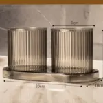 Simple bathroom toothbrush mug tray
