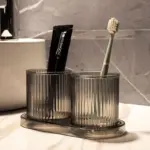 Simple bathroom toothbrush mug tray