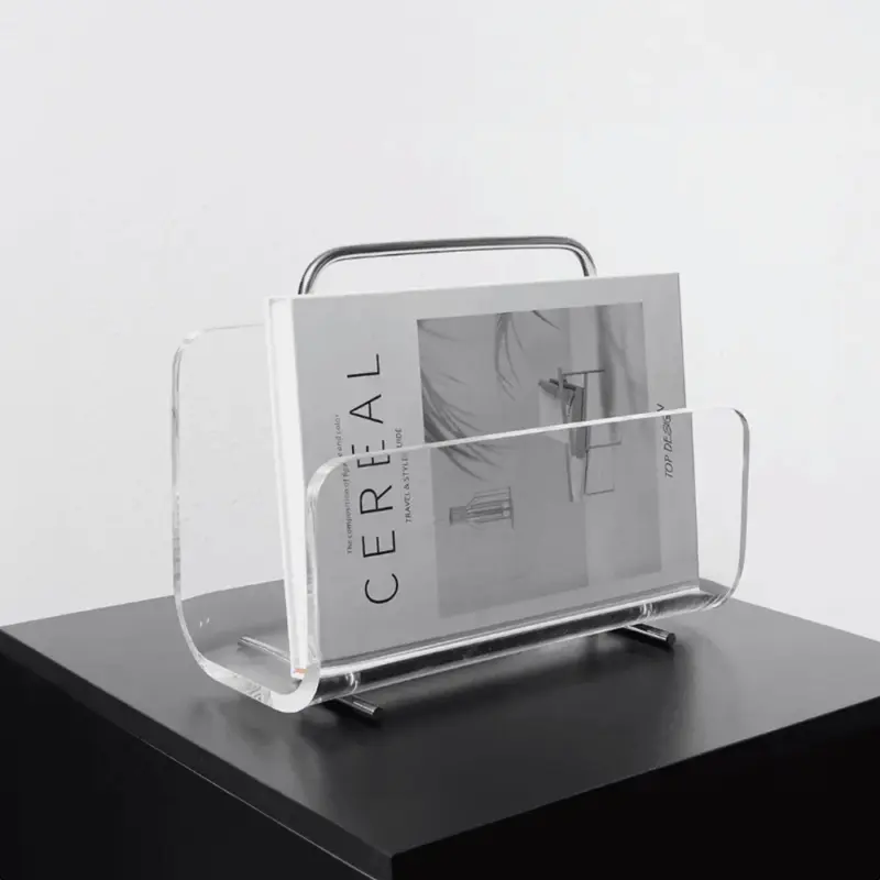 Simple modern decorative bookshelf