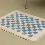 Soft fluffy checked pattern bathroom rug