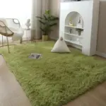 Solid colour plush soft rug