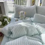 Solid colour seersucker single bedding set