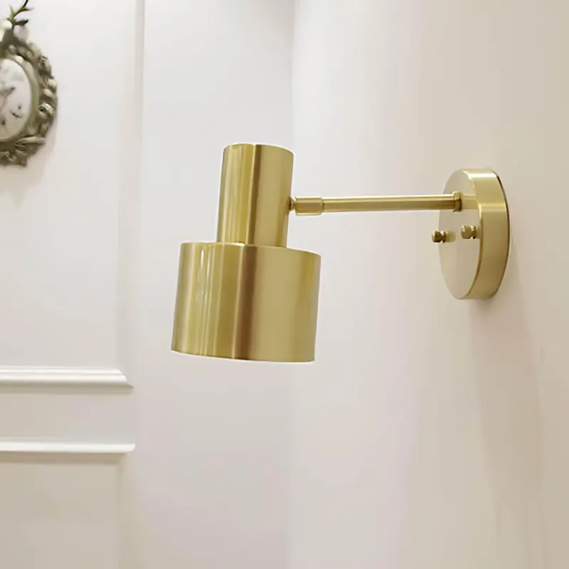 Solluxe minimalistische wandleuchte goldenes metall xlumina