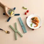 Space saving heat resistant foldable table coasters