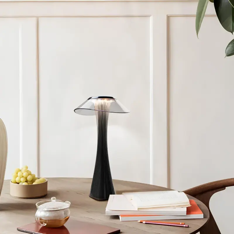 Specialshine tischlampe modern elegant design led lampe schwarz gold xlumina
