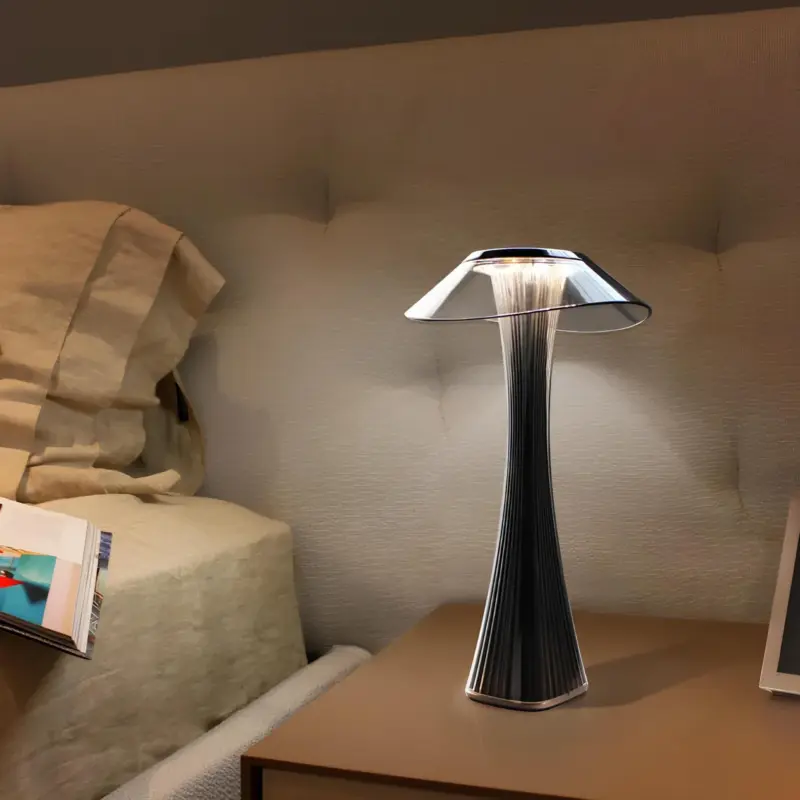 Specialshine tischlampe modern elegant design led lampe schwarz gold xlumina