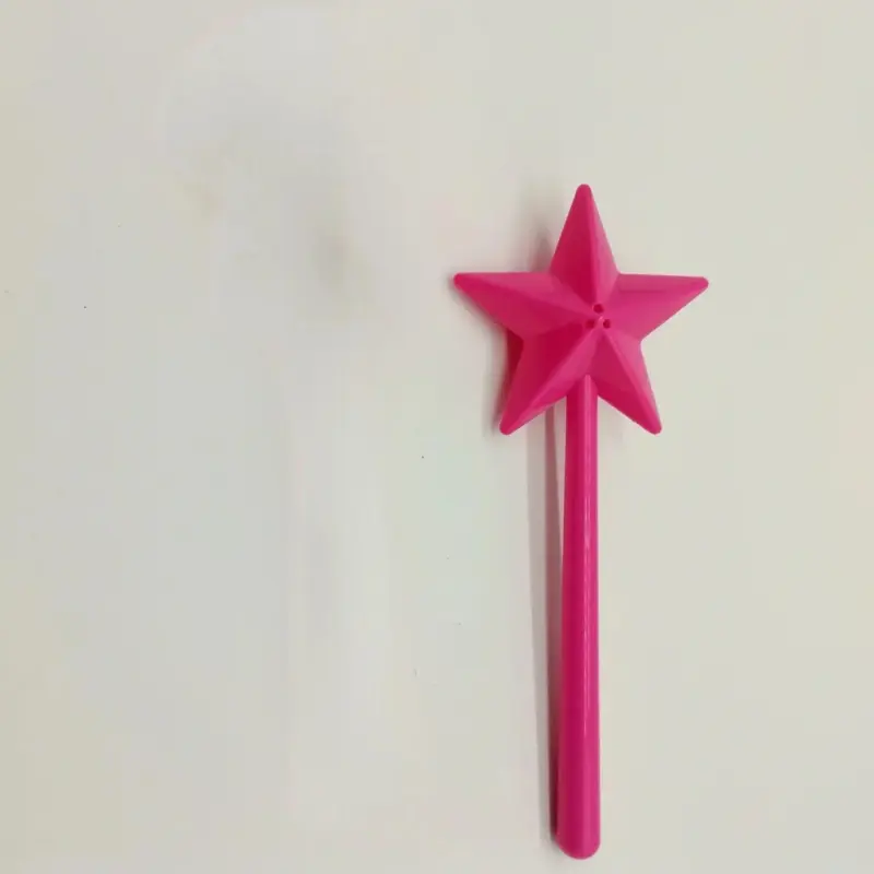 Star shaped salt pepper shakers