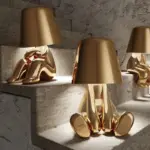 Thinker golden lamp