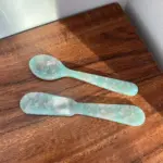 Two piece knife spoon cutlery set
