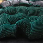 V dark green