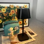 Wanderluxe kabellose tischlampe schwarz weiss grau dimmbares led licht modern xlumina