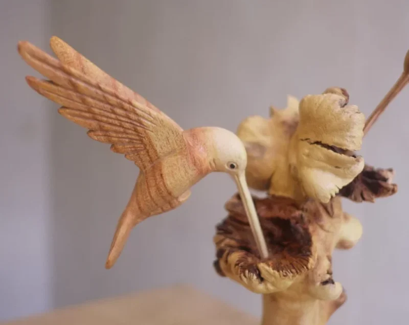 Wooden Hummingbird Couple Sculpture 4.webp