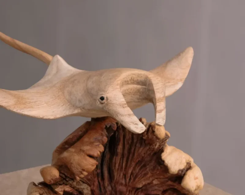 Wooden Manta Ray Figurine Fish Sculpture Art Statue Wood Carving Sea Life 3.webp